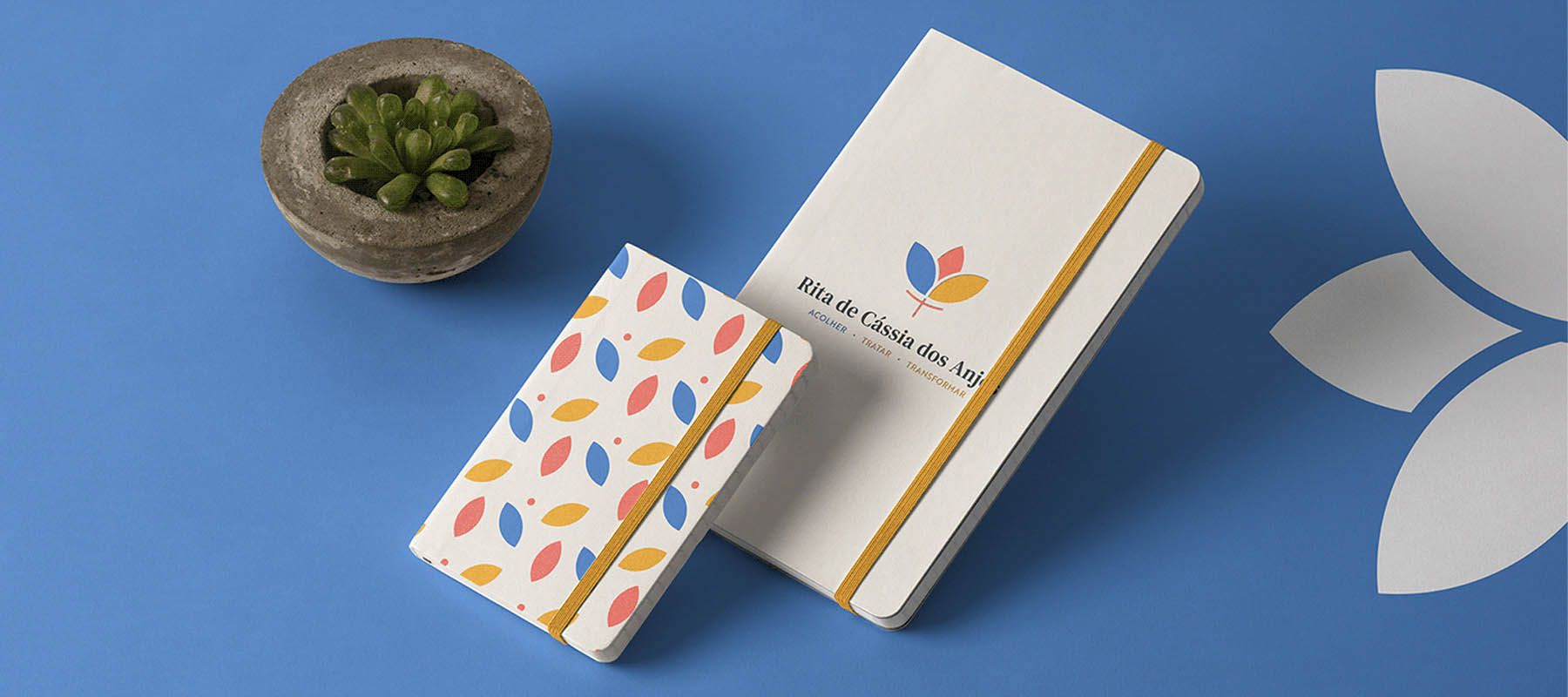 Лого в паттерне